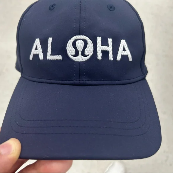 RARE!! Lululemon Navy Aloha Cap - Picture 3 of 5